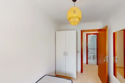 Private room at Pl. los Pinos, 8, 11405 Jerez de la Frontera, Cádiz, Spain, image 15 of 26