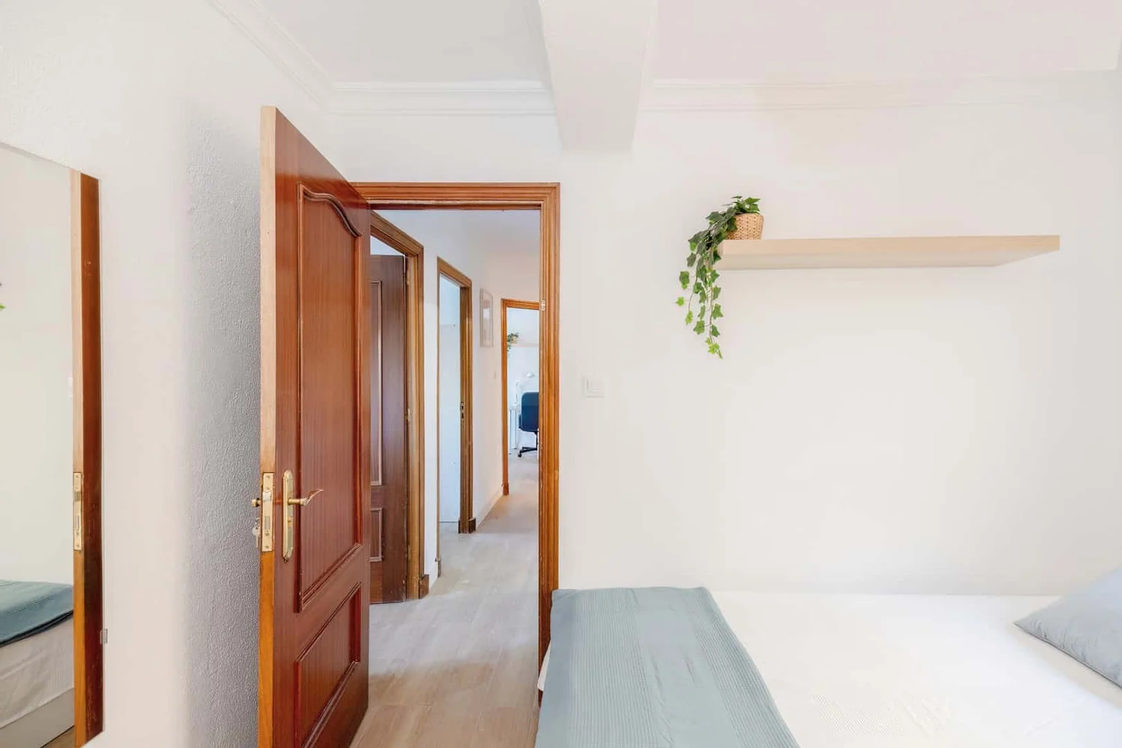 Habitación asequible para estudiantes con buena iluminación en 
