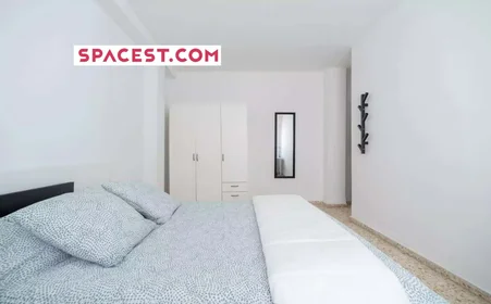Private room at Pl. Clave, 20, 7ºa, 12001 Castellón de la Plana, Castellón, Spain, image 1 of 10