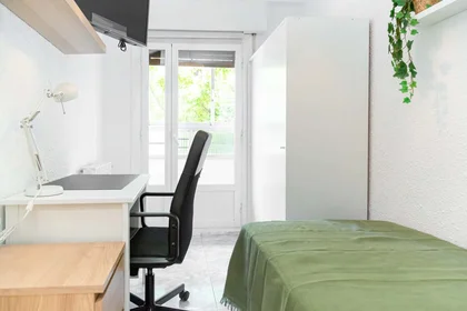 Özel oda konumu Calle de José García Sánchez, 28, puerta e, Delicias, 50005 Zaragoza, Spain, 2 31 görüntüsü