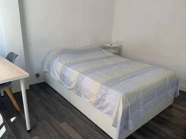 Privatzimmer in der Carrer del Dr. Roux, 2, 2º, 12004 Castelló de la Plana, Castelló, Spain, bild 3 von 27
