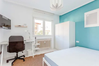 Quarto privado em C. Gran Canal, 2, 1º a, 28804 Alcalá de Henares, Madrid, Spain, imagem 2 de 49