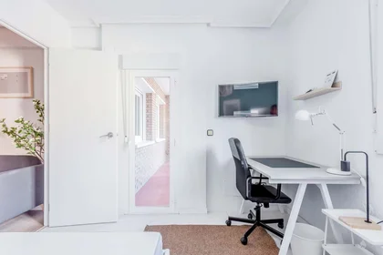 Quarto privado em C. Gran Canal, 2, 1º a, 28804 Alcalá de Henares, Madrid, Spain, imagem 3 de 49