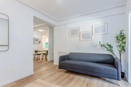 Quarto privado em C. Gran Canal, 2, 1º a, 28804 Alcalá de Henares, Madrid, Spain, imagem 43 de 49