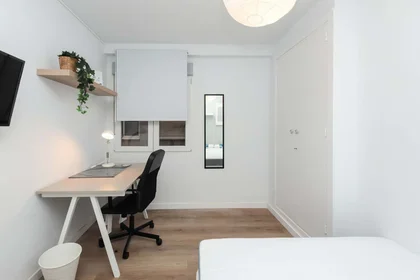 Chambre privée à Avinguda del Cardenal Vidal i Barraquer, 61, 6º puerta 1, 43205 Reus, Tarragona, Spain, image 1 de 46