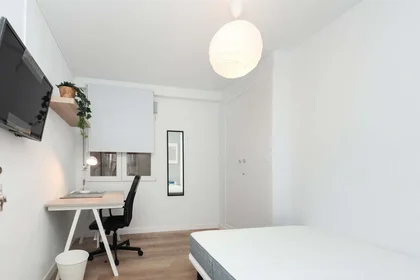 Chambre privée à Avinguda del Cardenal Vidal i Barraquer, 61, 6º puerta 1, 43205 Reus, Tarragona, Spain, image 2 de 46