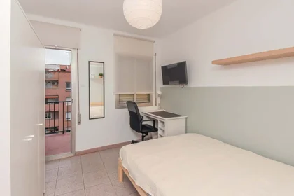 Chambre privée à Carrer de Benidorm, 1, puerta c, 43205 Reus, Tarragona, Spain, image 4 de 49