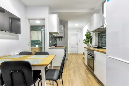 Chambre privée à C. Relatores, 3, 1º puerta f, 47011 Valladolid, Spain, image 18 de 19