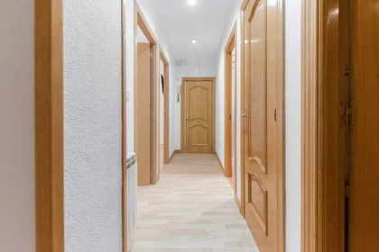 Chambre privée à Calle de Sta Lucía, 42D, 1º, 47005 Valladolid, Spain, image 13 de 17