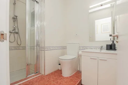 Chambre privée à Ronda de Subirà, 5, 1º puerta 4, 43205 Reus, Tarragona, Spain, image 20 de 43