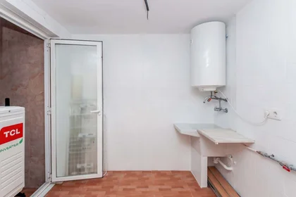 Prywatny pokój Av. del Carrilet, 32, 43204 Reus, Tarragona, Spain, obraz 26 35