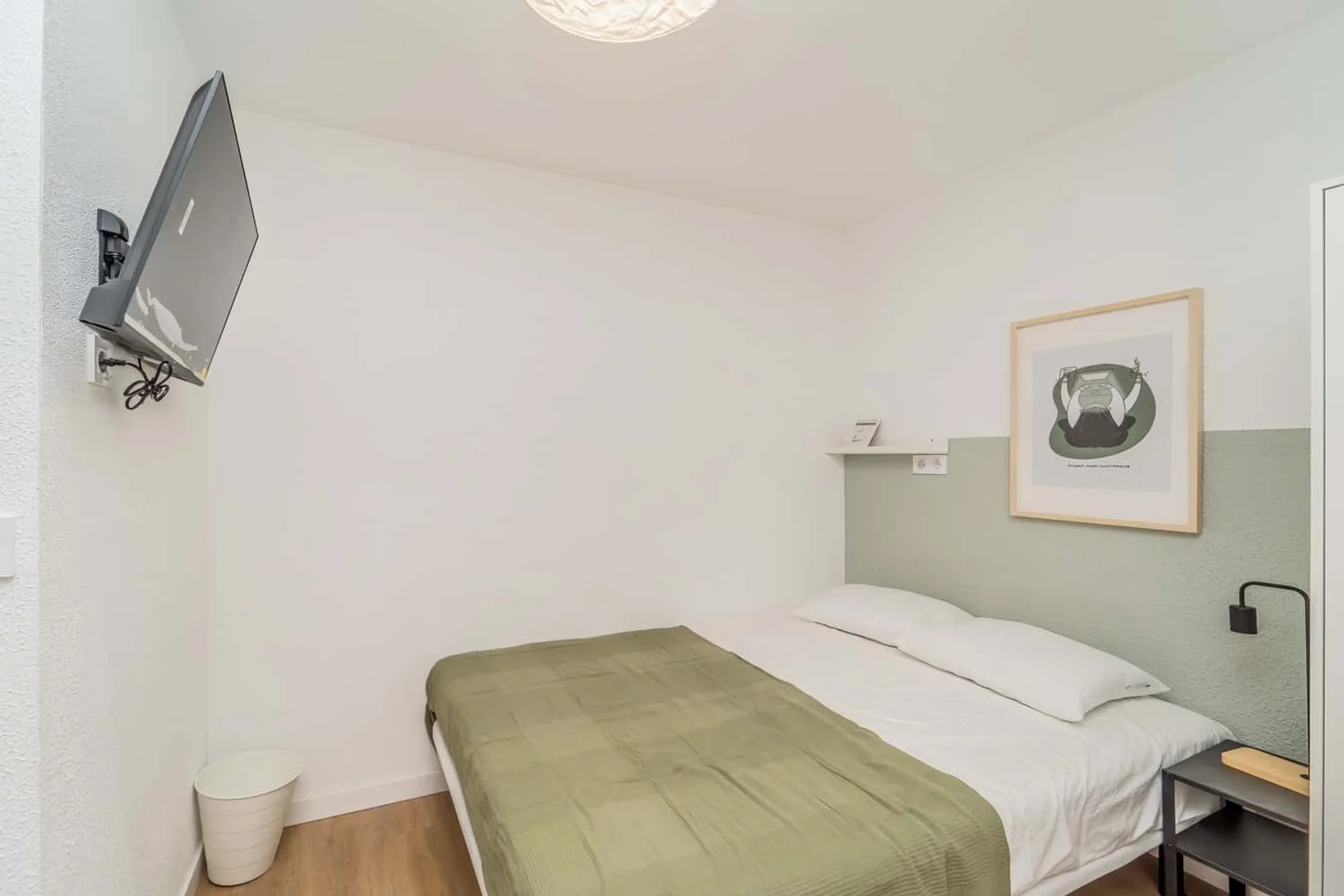 Chambre d'étudiant fonctionnelle parfaite pour étudier dans 