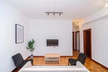 Privatzimmer in der C. San Nicolás, 24, 2º puerta, 31001 Pamplona, Navarra, Spain, bild 12 von 44