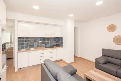 Habitación privada en Av. de l'Alcora, 11, 12006 Castelló de la Plana, Castelló, Spain, imagen 15 de 34