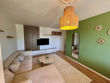 Private room at Orléans, 45000, image 1 of 10