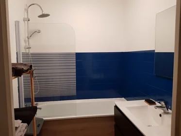 Privatzimmer in der Rue du Roi René, bild 6 von 6