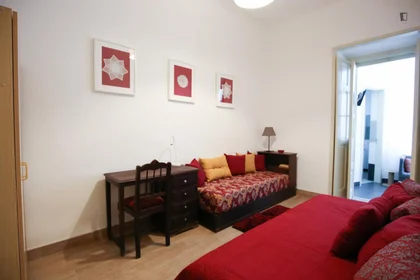 Private room at Rua Artur Lamas, image 2 of 23