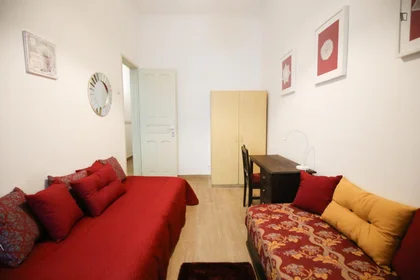 Private room at Rua Artur Lamas, image 5 of 23