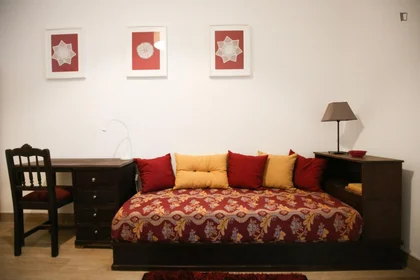 Private room at Rua Artur Lamas, image 6 of 23