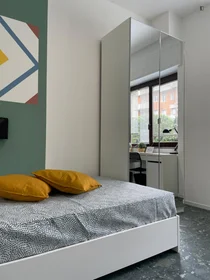 Paylaşımlı oda konumu Via Monte S. Genesio, 3 33 görüntüsü