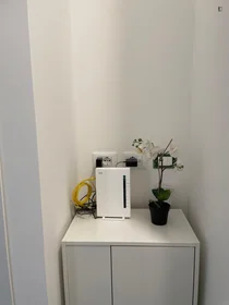 Paylaşımlı oda konumu Via Monte S. Genesio, 26 33 görüntüsü