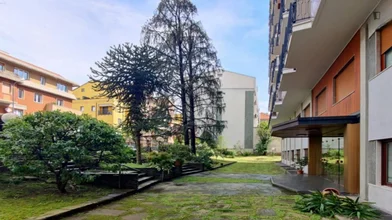 Paylaşımlı oda konumu Via Monte S. Genesio, 32 33 görüntüsü
