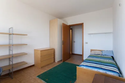 Chambre privée à Via dei Missaglia, image 4 de 16