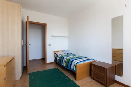 Chambre privée à Via dei Missaglia, image 5 de 16