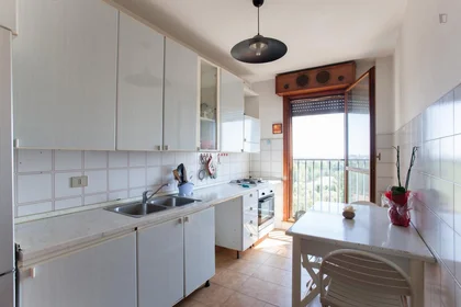 Chambre privée à Via dei Missaglia, image 7 de 16