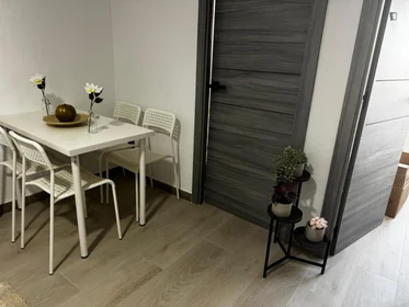 Chambre privée à Calle de Galicia, image 10 de 20