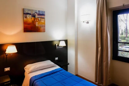 Stanza privata in Via Cassia, immagine 1 di 22