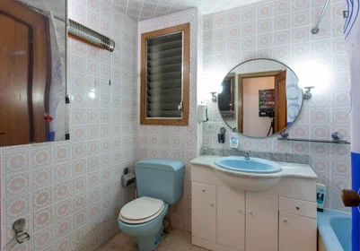 Privatzimmer in der Carrer de Guillem de Castro, bild 20 von 44