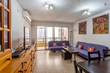 Privatzimmer in der Carrer de Guillem de Castro, bild 41 von 44