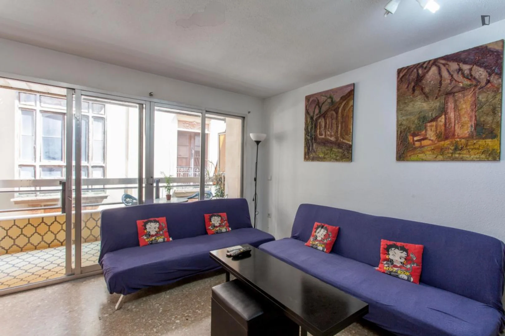 Chambre à louer dans un appartement d'étudiant à , entièrement meublée