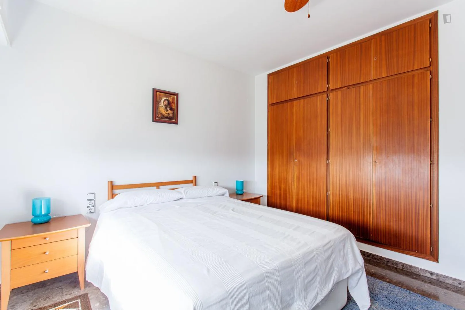 Quarto de estudante funcional perfeito para estudar em