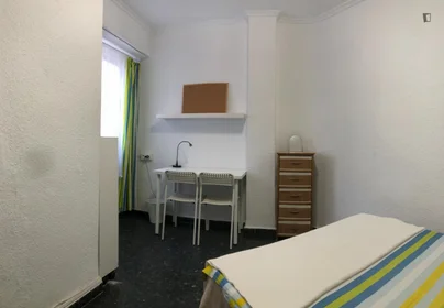 Stanza privata in Carrer del Doctor Josep Juan Dómine, immagine 2 di 18