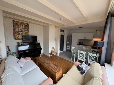 Quarto privado em Juralaan, imagem 4 de 7