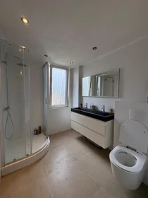 Quarto privado em Juralaan, imagem 5 de 7