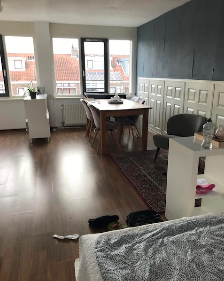Habitación estudiantil económica con ubicación conveniente en 