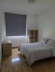 Quarto privado em Calle Picasso 12,  Pozuelo de Alarcón, imagem 3 de 8