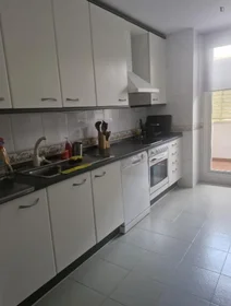 Quarto privado em Calle Picasso 12,  Pozuelo de Alarcón, imagem 7 de 8