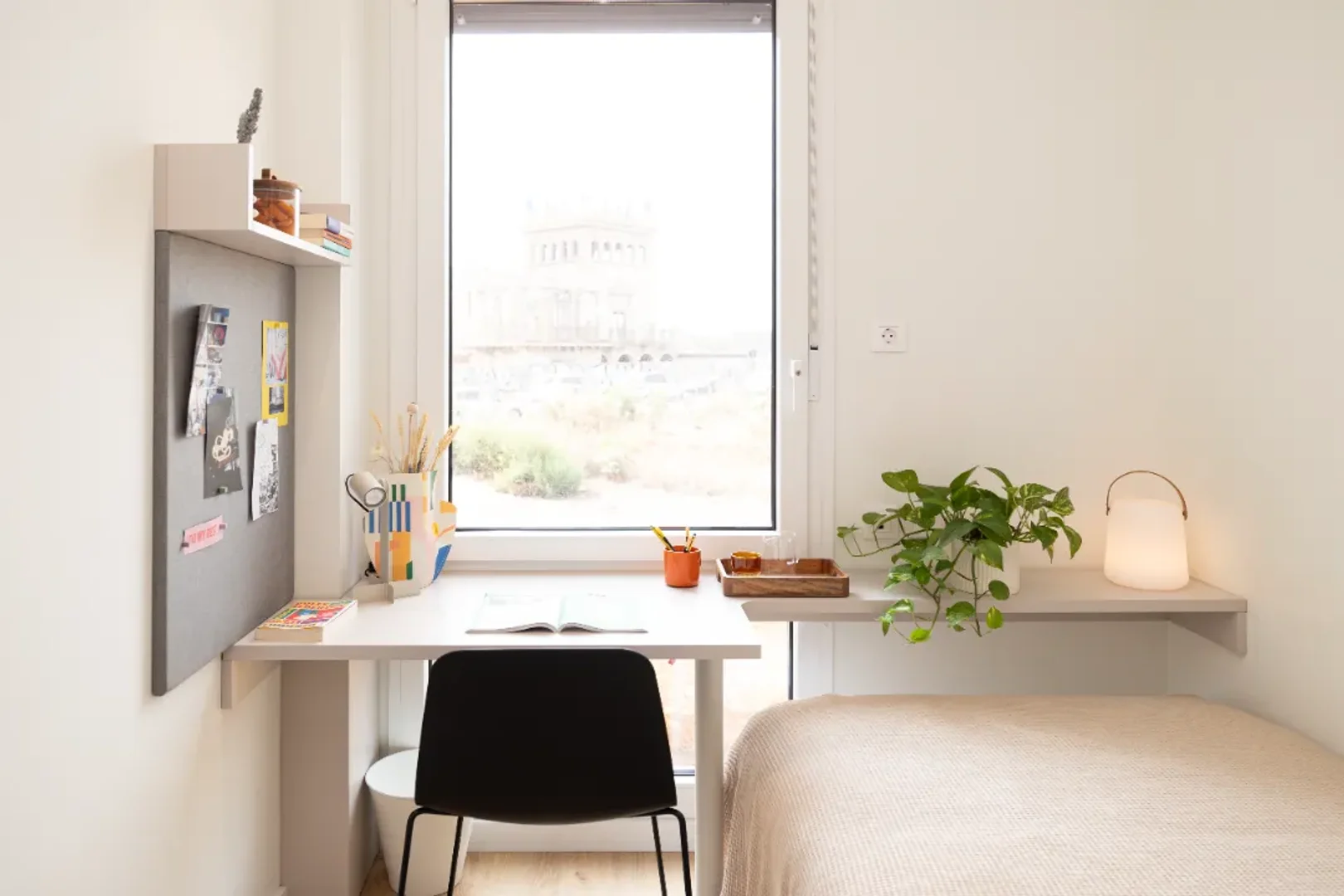 Habitación asequible para estudiantes con buena iluminación en 