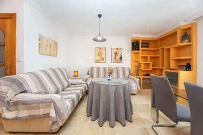 Habitación privada en Calle Carmenes de Gadeo, Albaicín, imagen 9 de 10