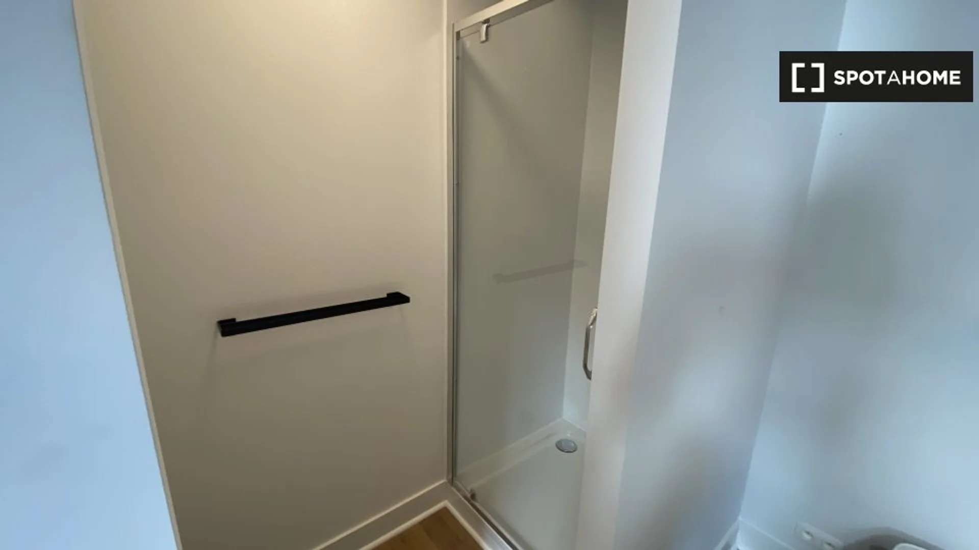 Camera per studenti in  con servizi moderni