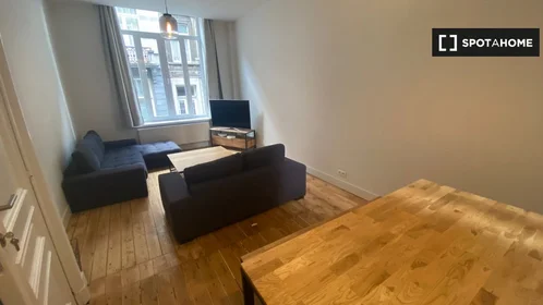 Quarto privado em Rue Froebel, imagem 7 de 19