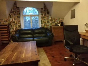 Cheap private room in Leeds