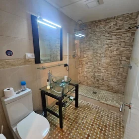 Logement entier à Calle Nador 10, image 4 de 17