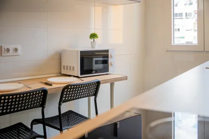 Habitación privada en Carrer d'Honorat Juan 18, imagen 37 de 46