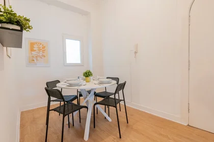 Habitación privada en Carrer d'Honorat Juan 18, imagen 46 de 46