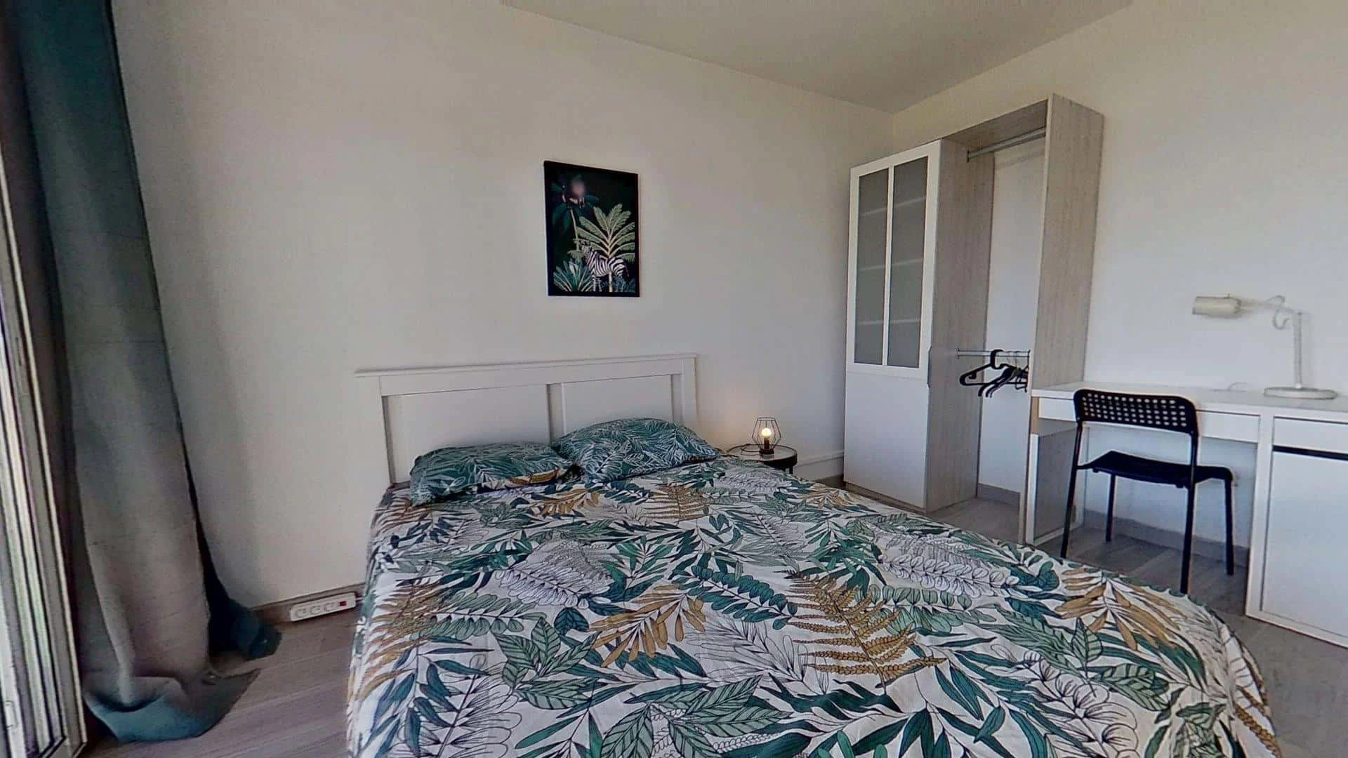 Habitación en apartamento estudiantil en alquiler en , completamente amueblado
